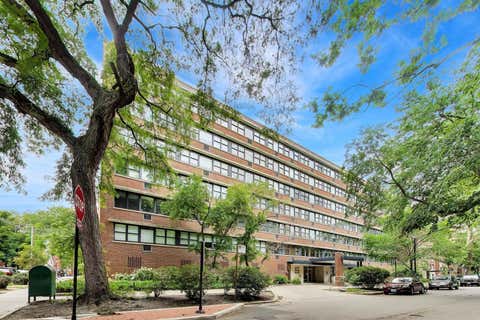 Photo of 2300 N Commonwealth Avenue #2H, Chicago, IL 60614 (MLS # 12731098)