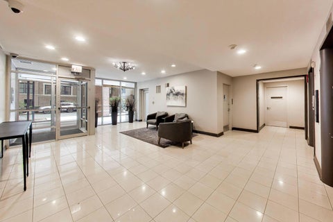 Tiny photo for 2300 N Commonwealth Avenue #2H, Chicago, IL 60614 (MLS # 12731098)
