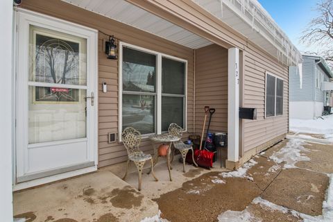 Tiny photo for 327 Hickory Avenue, Romeoville, IL 60446 (MLS # 12526690)
