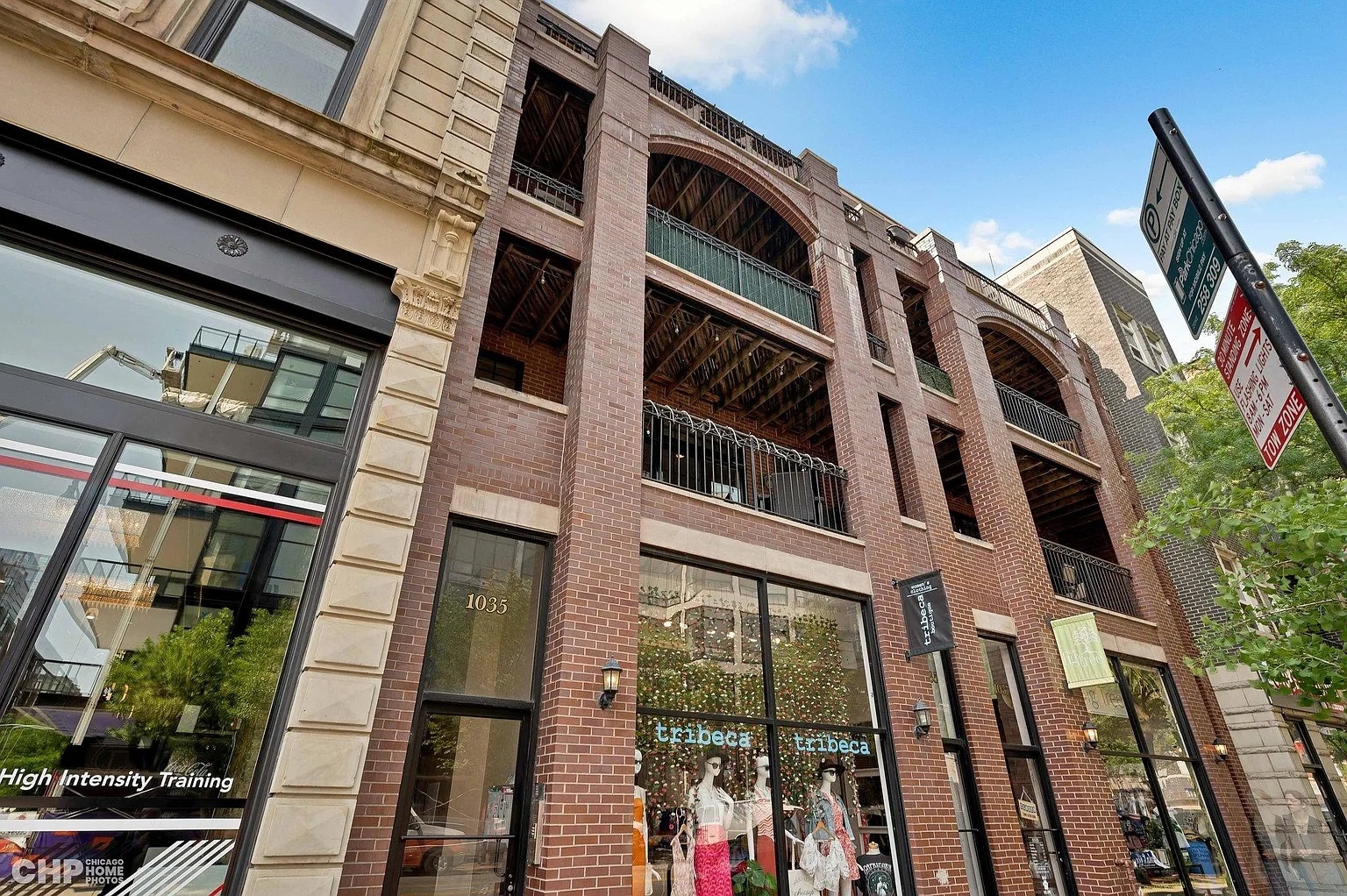 1035 W MADISON Street 2