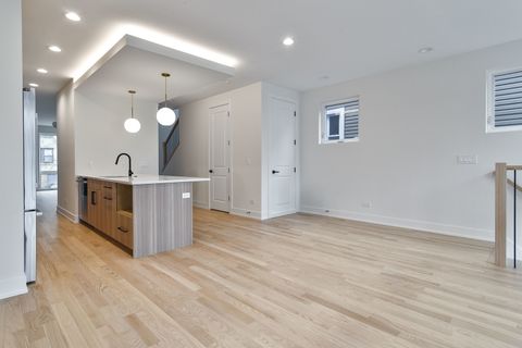 Tiny photo for 5357 N Melvina Avenue, Chicago, IL 60630 (MLS # 12639032)