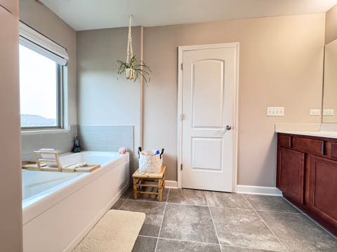 Tiny photo for 21010 Lakewoods Lane, Shorewood, IL 60404 (MLS # 12685607)