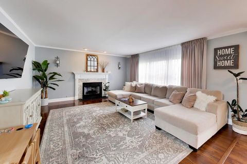 Tiny photo for 1469 WATERSIDE Drive, Bolingbrook, IL 60490 (MLS # 12619159)