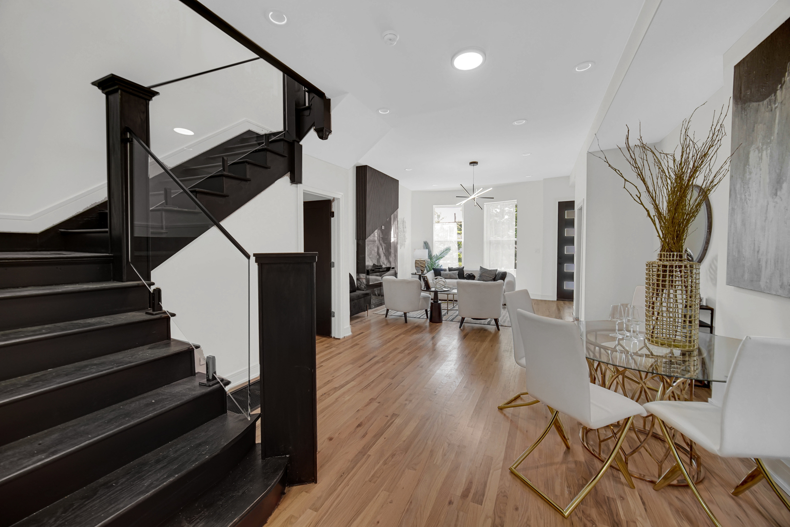 814 E 48th Street