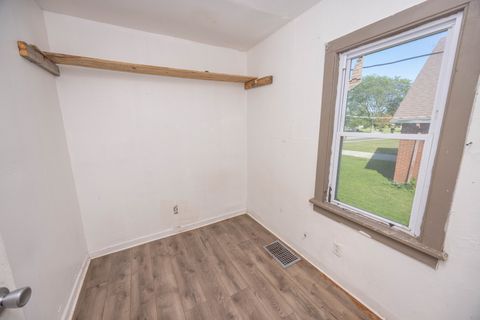 Tiny photo for 1310 Wisconsin Street, Joliet, IL 60432 (MLS # 12477364)