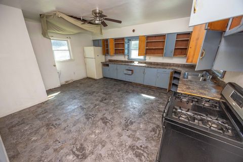 Tiny photo for 1310 Wisconsin Street, Joliet, IL 60432 (MLS # 12477364)