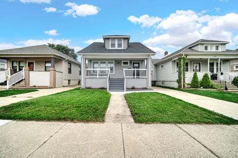 Photo of 656 Freeland Avenue, Calumet City, IL 60409 (MLS # 12766523)