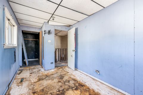 Tiny photo for 5338 W Kinzie Street, Chicago, IL 60644 (MLS # 12482371)