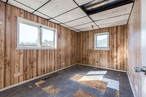 Tiny photo for 5338 W Kinzie Street, Chicago, IL 60644 (MLS # 12482371)