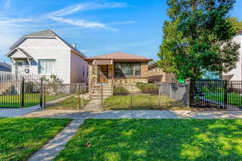 Photo of 5338 W Kinzie Street, Chicago, IL 60644 (MLS # 12482371) Photo of 5338 W Kinzie Street, Chicago, IL 60644 (MLS # 12482371)