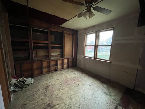 Tiny photo for 1301 E Jackson Street, Joliet, IL 60432 (MLS # 12606186)