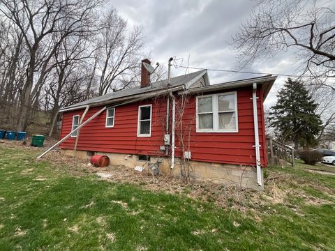 Tiny photo for 1301 E Jackson Street, Joliet, IL 60432 (MLS # 12606186)