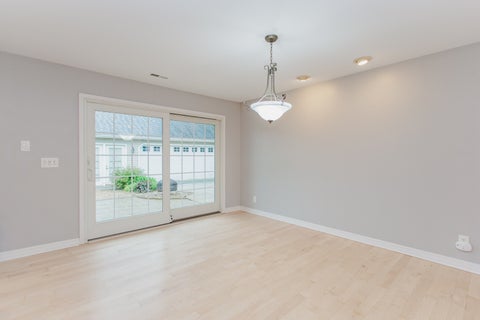 Tiny photo for 525 Briarcliff Lane, Hoffman Estates, IL 60169 (MLS # 12679172)