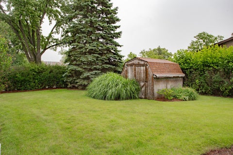 Tiny photo for 525 Briarcliff Lane, Hoffman Estates, IL 60169 (MLS # 12679172)