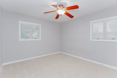 Tiny photo for 525 Briarcliff Lane, Hoffman Estates, IL 60169 (MLS # 12679172)