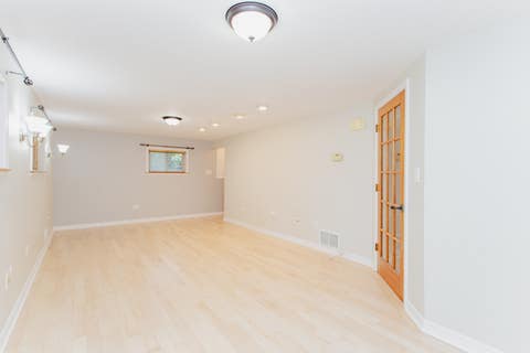 Tiny photo for 525 Briarcliff Lane, Hoffman Estates, IL 60169 (MLS # 12679172)