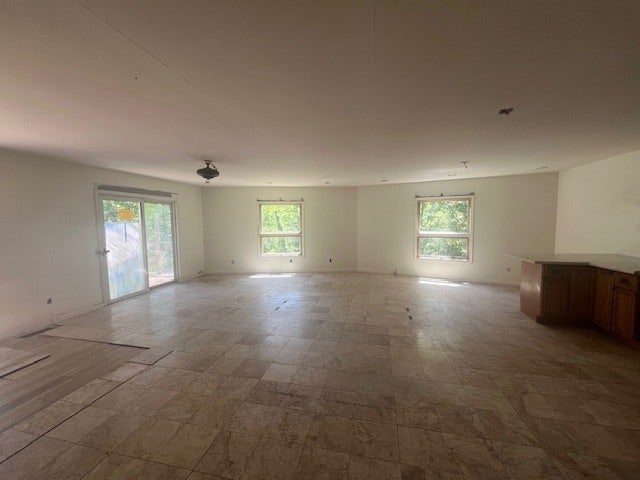 35 Sandy Point