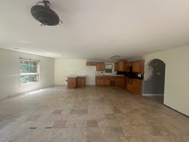 35 Sandy Point