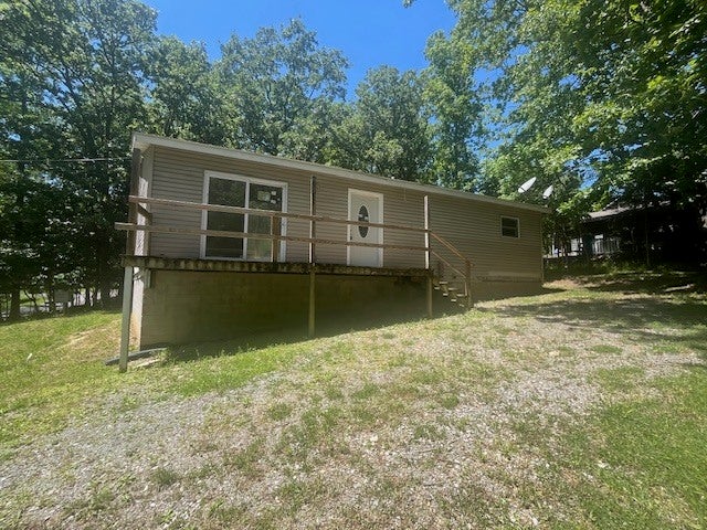 35 Sandy Point