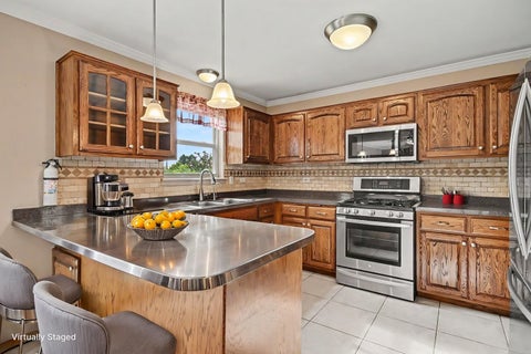 Tiny photo for 619 Wild Indigo Avenue, Romeoville, IL 60446 (MLS # 12748164)