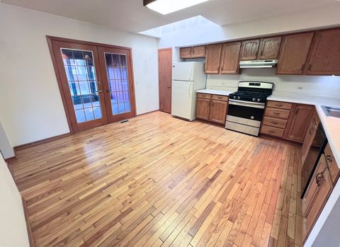 Tiny photo for 928 Tara Court, Woodstock, IL 60098 (MLS # 12516283)