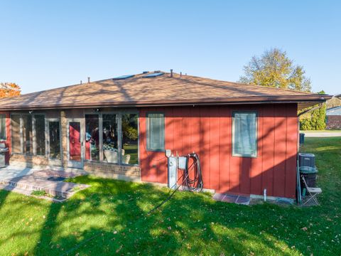 Tiny photo for 928 Tara Court, Woodstock, IL 60098 (MLS # 12516283)