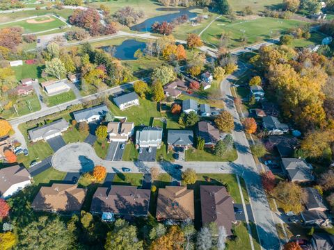 Tiny photo for 928 Tara Court, Woodstock, IL 60098 (MLS # 12516283)