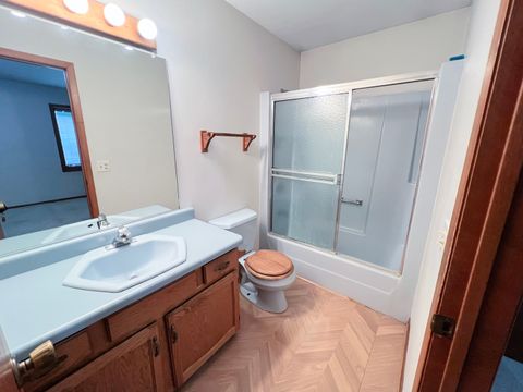 Tiny photo for 928 Tara Court, Woodstock, IL 60098 (MLS # 12516283)