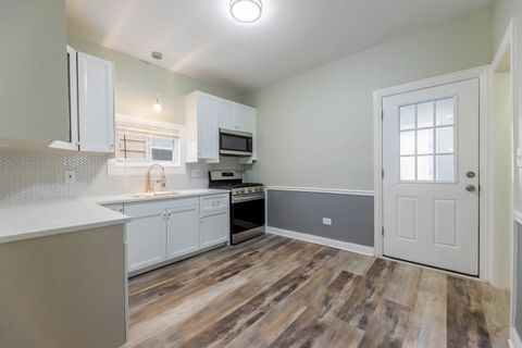 Tiny photo for 1240 W 74th Place, Chicago, IL 60636 (MLS # 12557976)