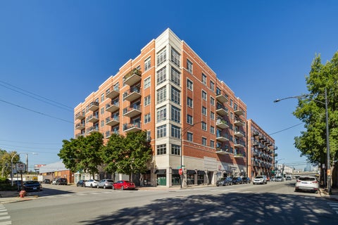 Photo of 2322 S Canal Street #309, Chicago, IL 60616 (MLS # 12797211)