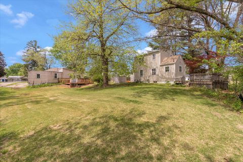 Tiny photo for 408 32nd Avenue, Moline, IL 61265 (MLS # 12633091)