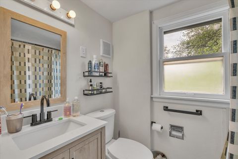 Tiny photo for 408 32nd Avenue, Moline, IL 61265 (MLS # 12633091)