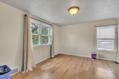Tiny photo for 408 32nd Avenue, Moline, IL 61265 (MLS # 12633091)