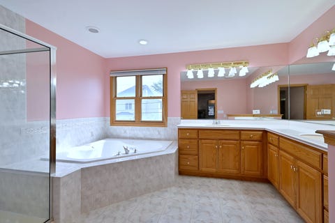 Tiny photo for 753 N Willow Road, Elmhurst, IL 60126 (MLS # 12701440)