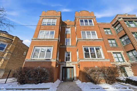 Photo of 838 E 52nd Street #1W, Chicago, IL 60615 (MLS # 12556195)