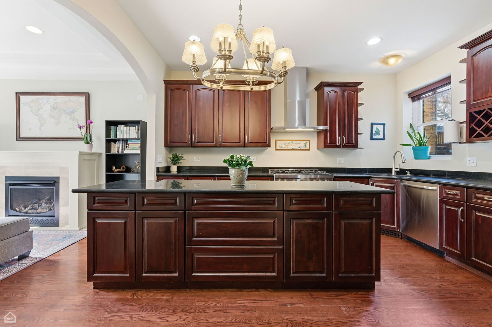 838 E 52nd Street 1W