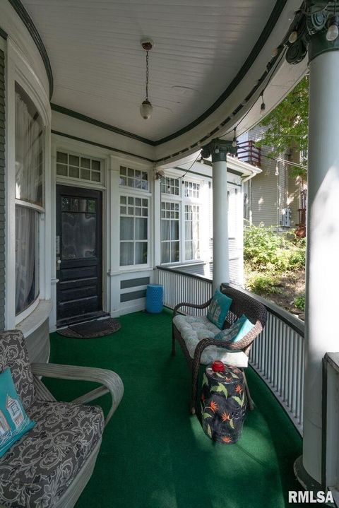 Tiny photo for 817 W 7TH Street, Davenport, IA 52802 (MLS # QC4267271)