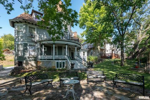 Tiny photo for 817 W 7TH Street, Davenport, IA 52802 (MLS # QC4267271)