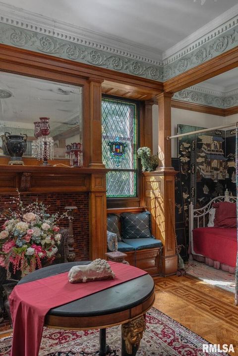 Tiny photo for 817 W 7TH Street, Davenport, IA 52802 (MLS # QC4267271)