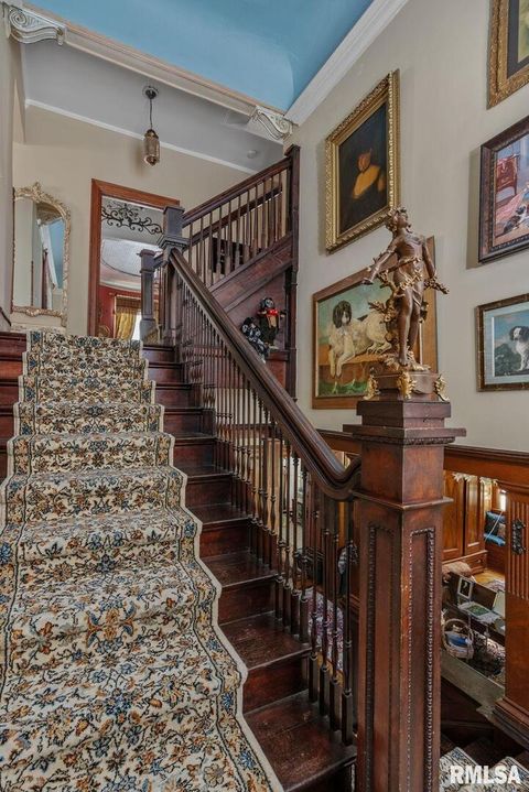 Tiny photo for 817 W 7TH Street, Davenport, IA 52802 (MLS # QC4267271)