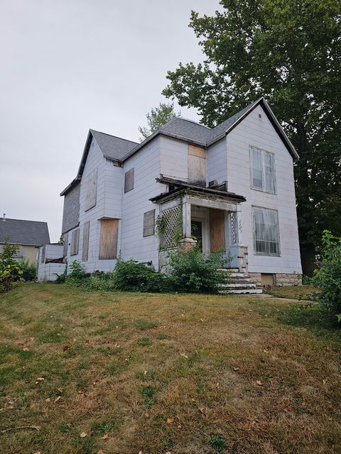 Photo of 522 S Hennepin Avenue, Dixon, IL 61021 (MLS # 12490904)