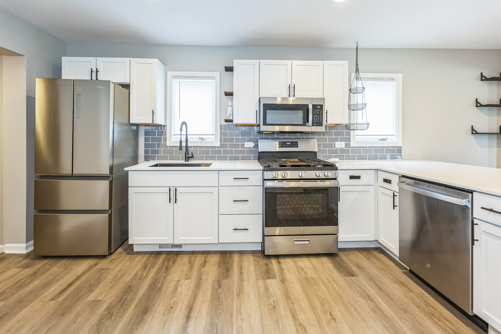 726 W Superior Street