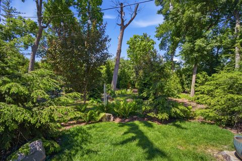 Tiny photo for 1771 Stanford Court, Lake Forest, IL 60045 (MLS # 12664477)
