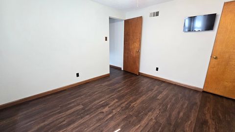 Tiny photo for 23 Park Lane, Centralia, IL 62801 (MLS # 12568224)