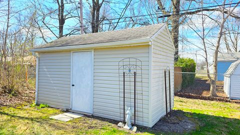 Tiny photo for 23 Park Lane, Centralia, IL 62801 (MLS # 12568224)