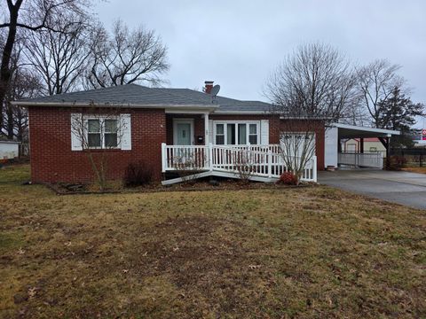 Photo of 23 Park Lane, Centralia, IL 62801 (MLS # 12568224)