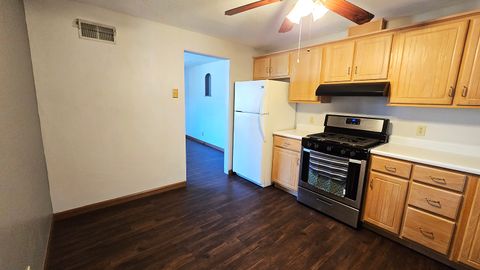 Tiny photo for 23 Park Lane, Centralia, IL 62801 (MLS # 12568224)