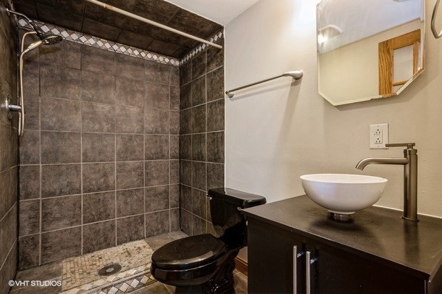 Farmer City, Illinois 61842, United States, 4 Bedrooms Bedrooms, ,2 BathroomsBathrooms,Residential,Active,187233