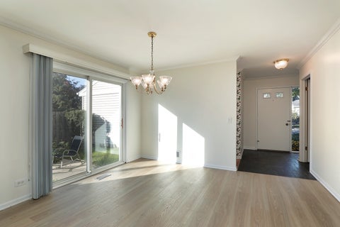 Tiny photo for 7 The Court Of Greenway, Northbrook, IL 60062 (MLS # 12791668)