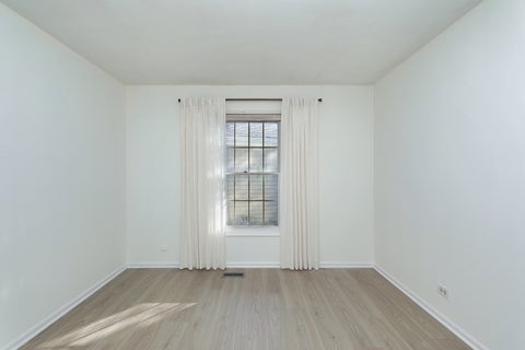 Tiny photo for 7 The Court Of Greenway, Northbrook, IL 60062 (MLS # 12791668)
